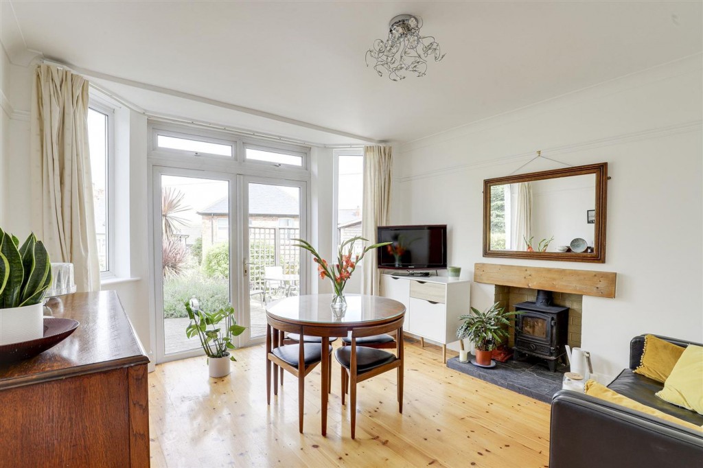 Devonshire Crescent, Nottingham, NG5