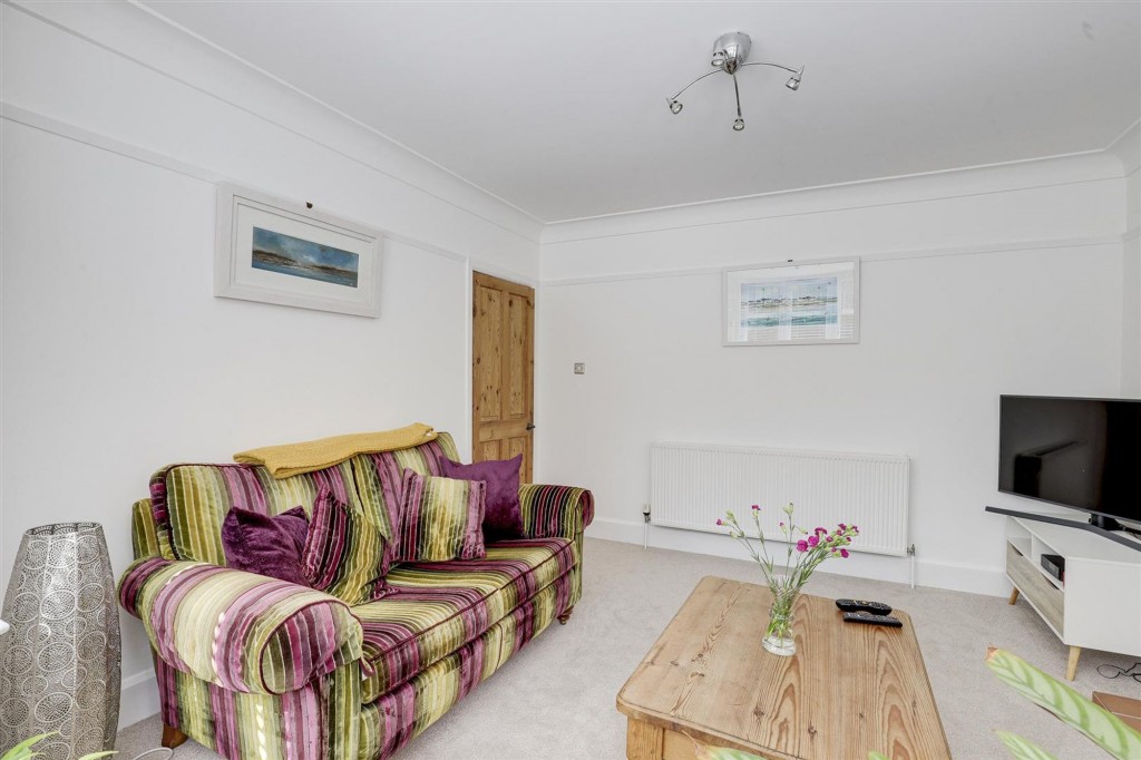 Devonshire Crescent, Nottingham, NG5