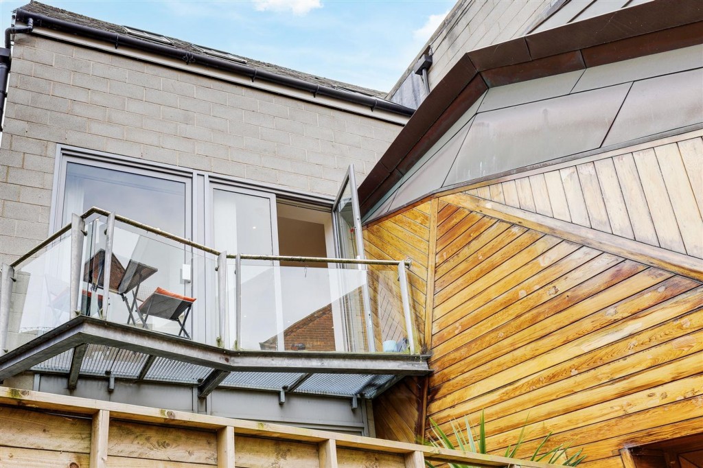 Burns Street, Sandfield House, NG7