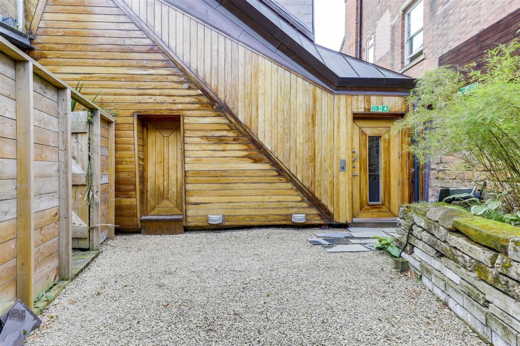 Burns Street, Sandfield House, NG7