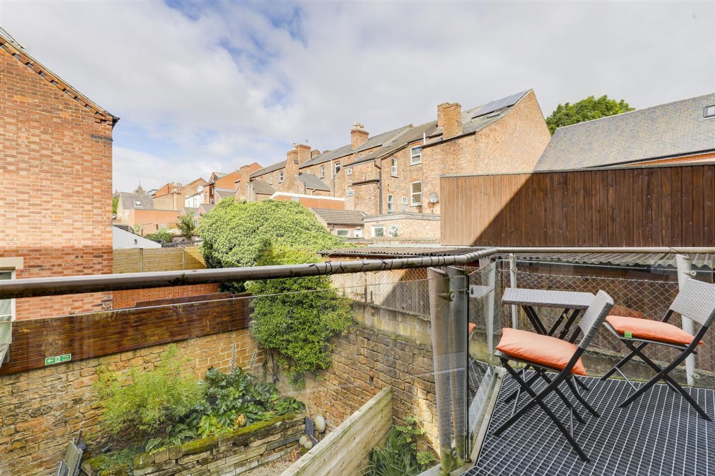 Burns Street, Sandfield House, NG7