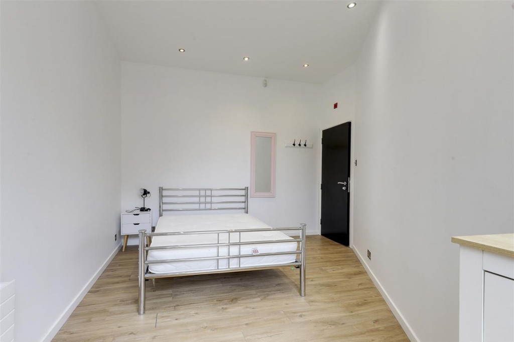 Burns Street, Sandfield House, NG7