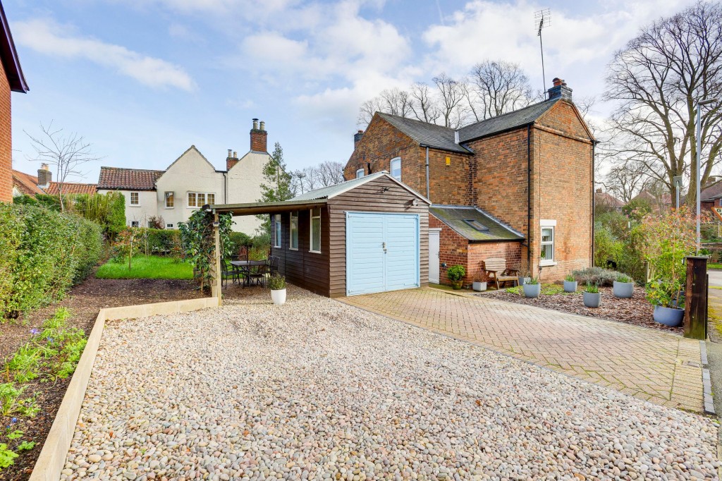 Main Street, Woodborough, NG14