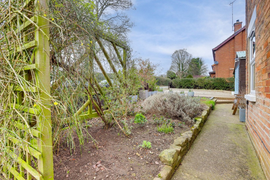 Main Street, Woodborough, NG14