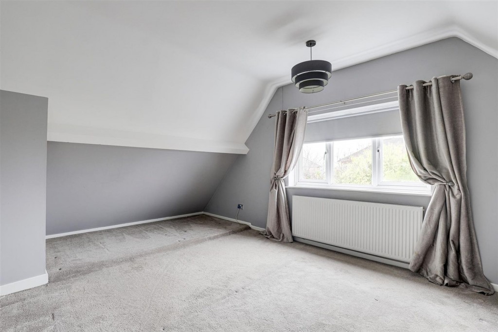 Veronica Drive, Carlton, NG4