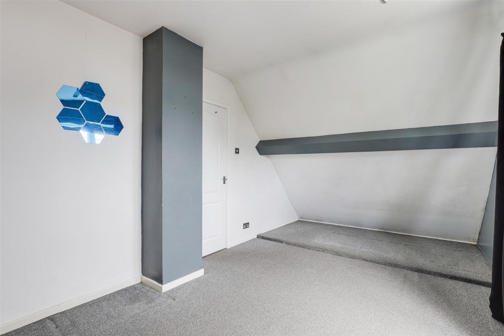 Veronica Drive, Carlton, NG4