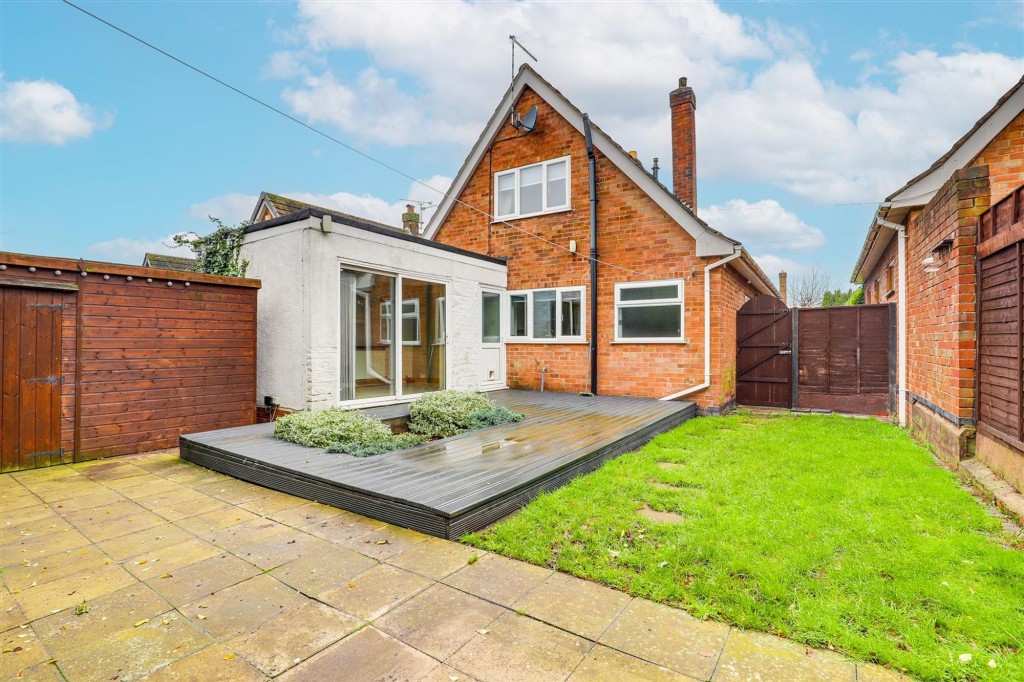 Veronica Drive, Carlton, NG4