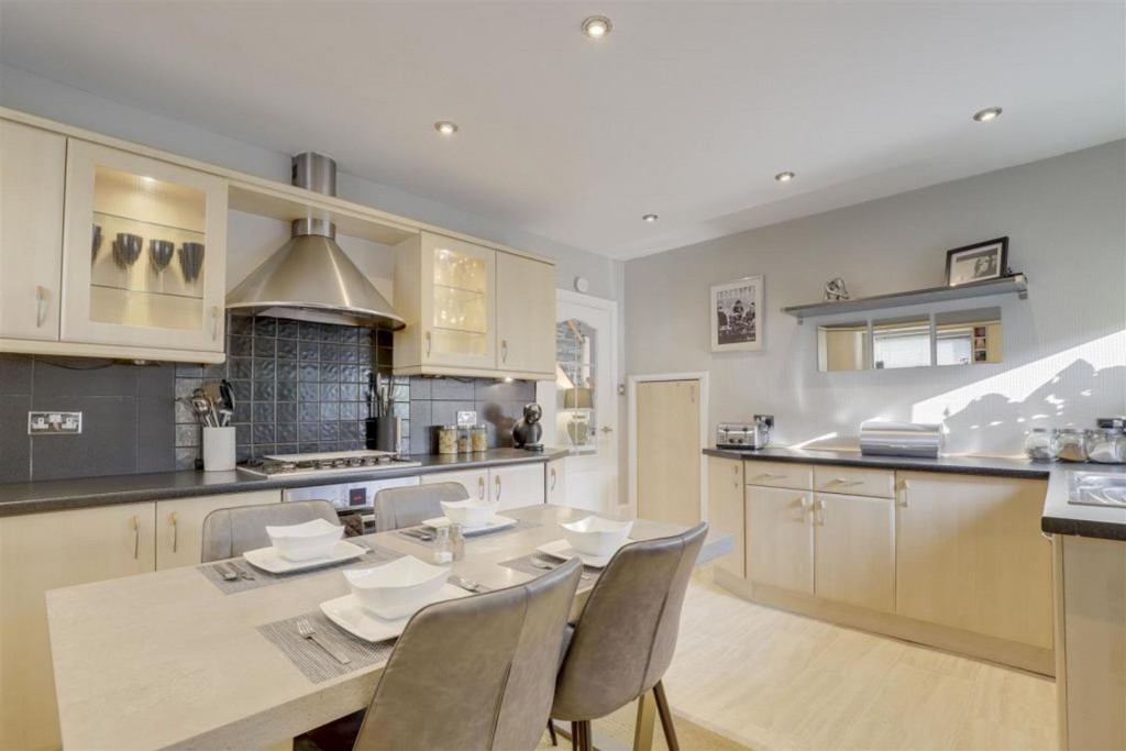 Veronica Drive, Carlton, NG4