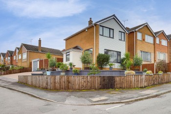 County Road, Gedling, NG4