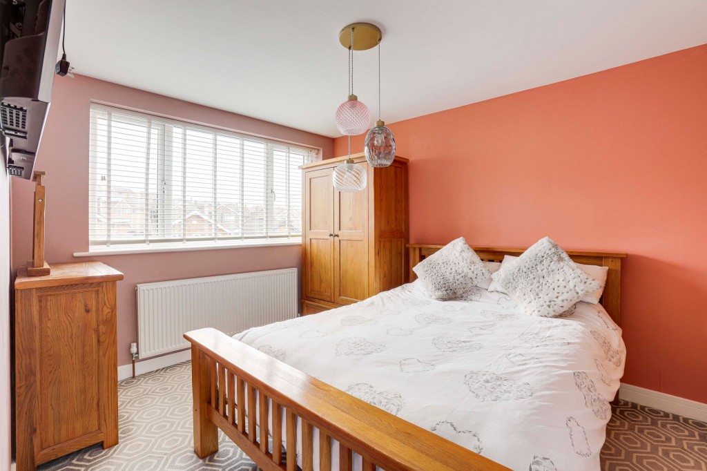 County Road, Gedling, NG4