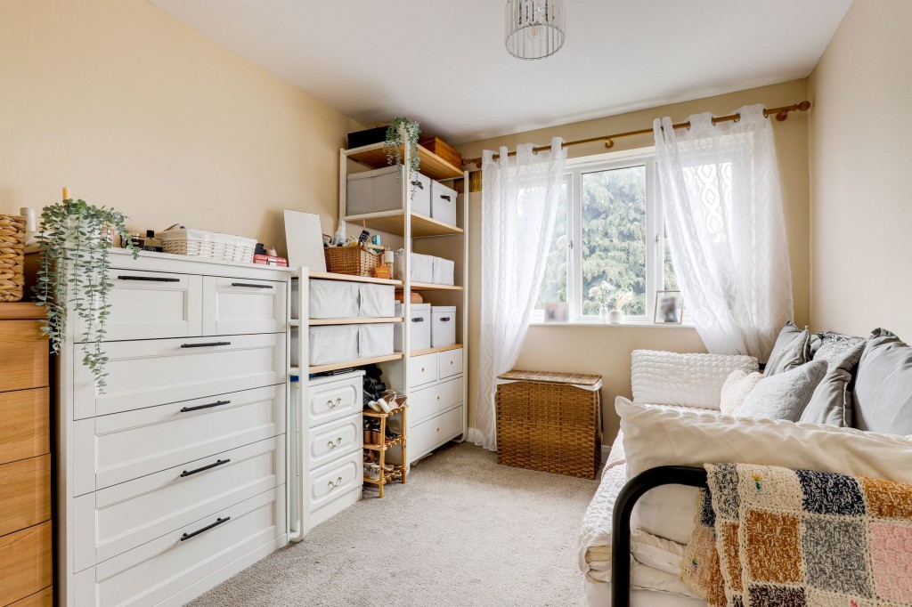 Ashworth Crescent, Nottingham, NG3