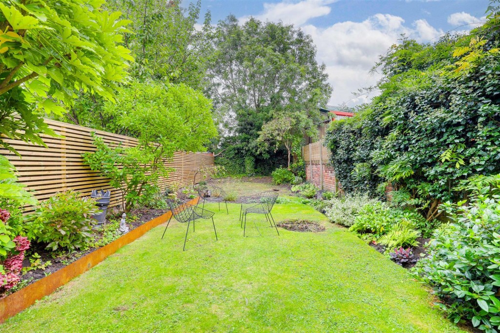 Porchester Road, Nottingham, NG3