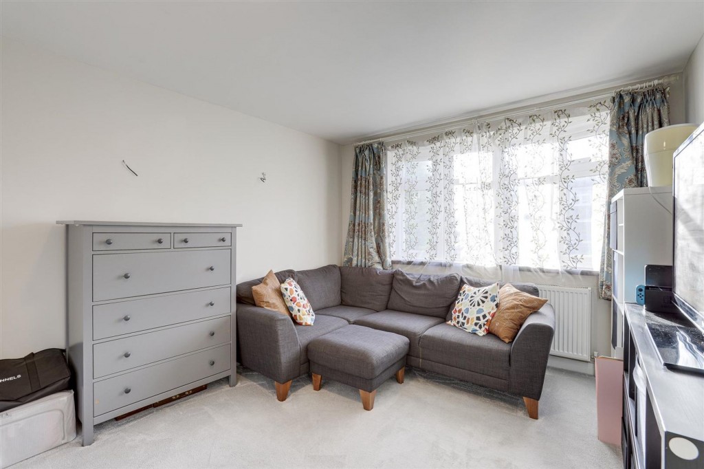 Seaburn Road, Toton, NG9