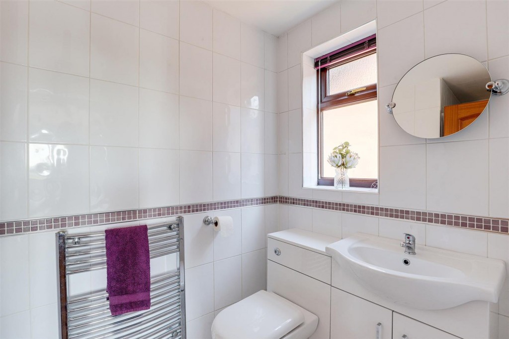 Axford Close, Gedling, NG4