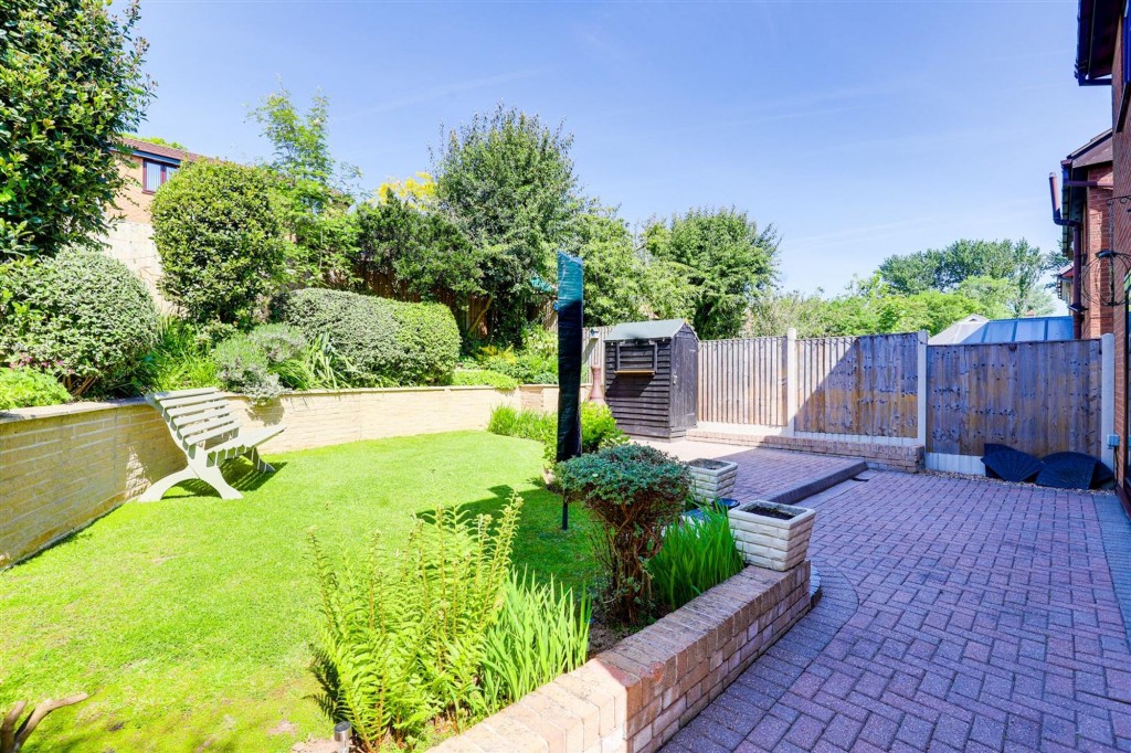 Axford Close, Gedling, NG4