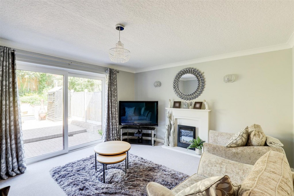 Axford Close, Gedling, NG4