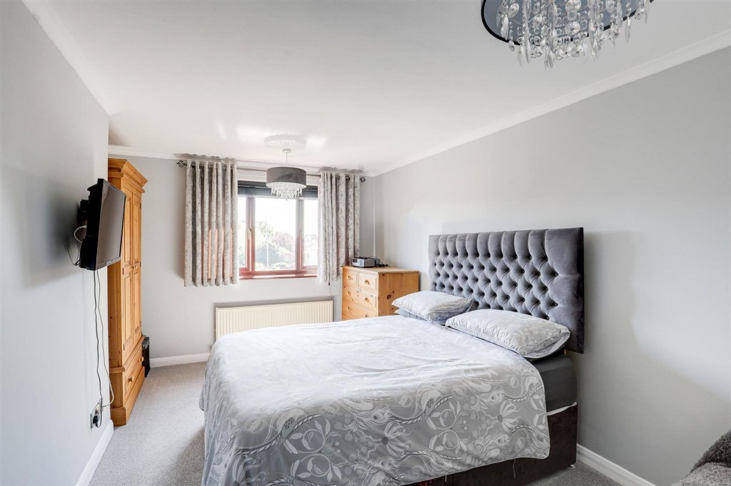 Axford Close, Gedling, NG4