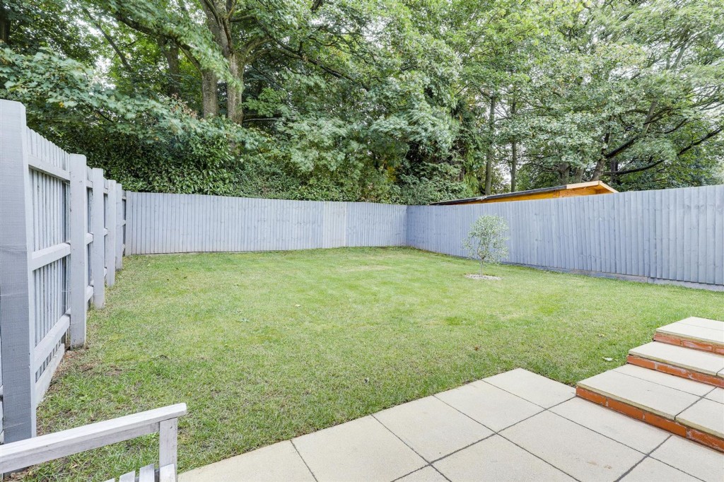 Meden Avenue, New Houghton, NG19