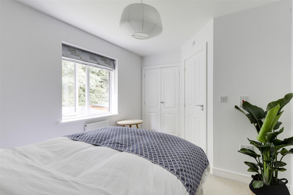 Meden Avenue, New Houghton, NG19