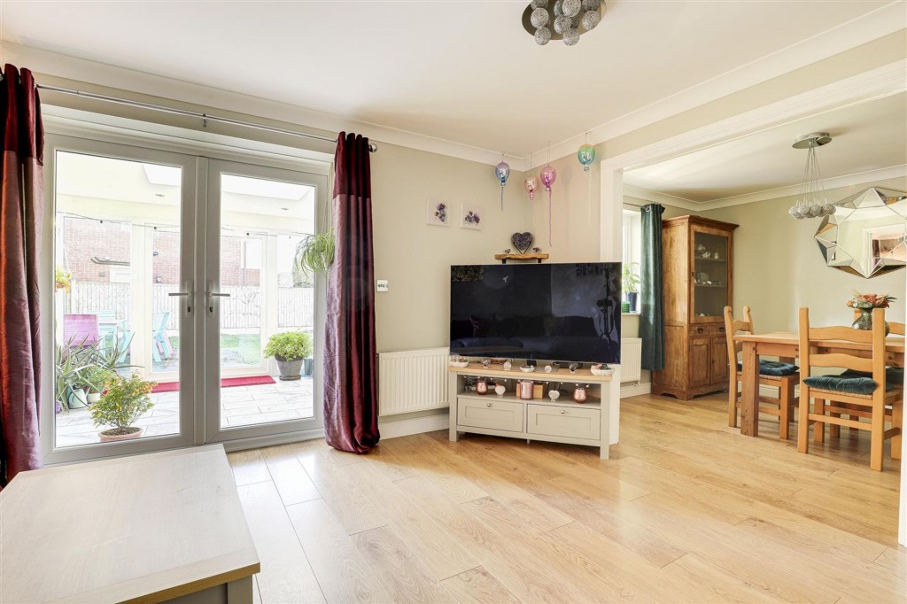 Pennyfields Boulevard, Long Eaton, NG10