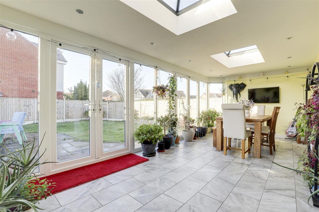 Pennyfields Boulevard, Long Eaton, NG10