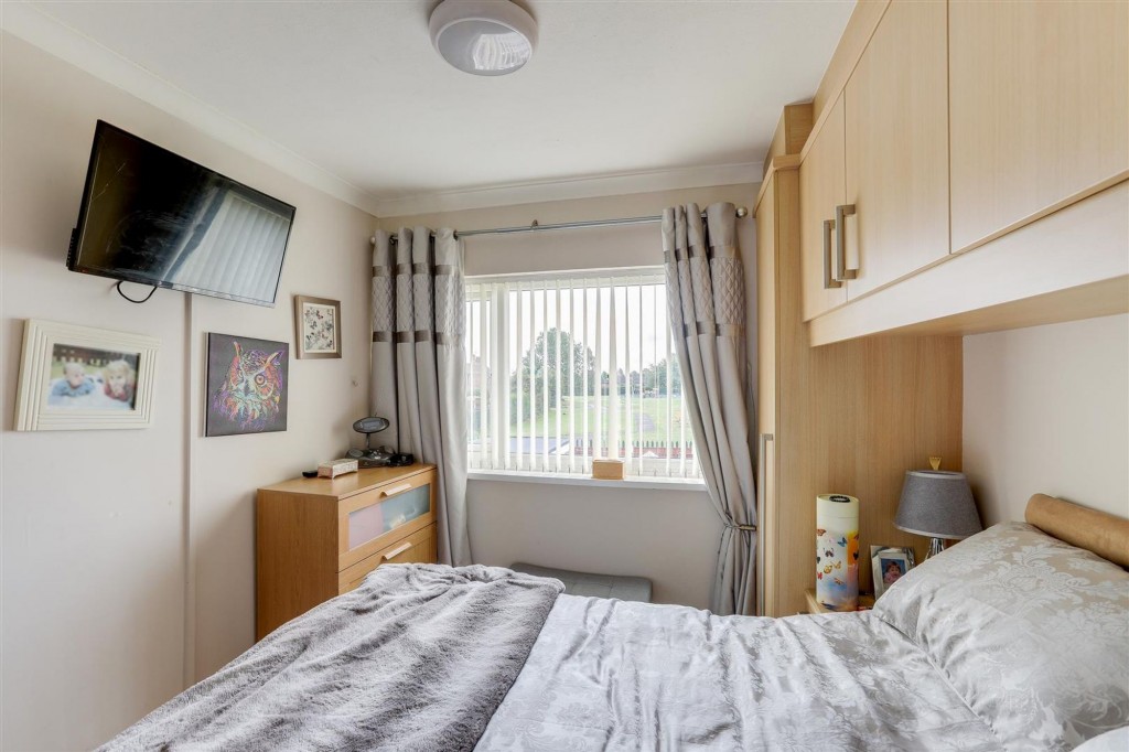 Colchester Road, Nottingham, NG8