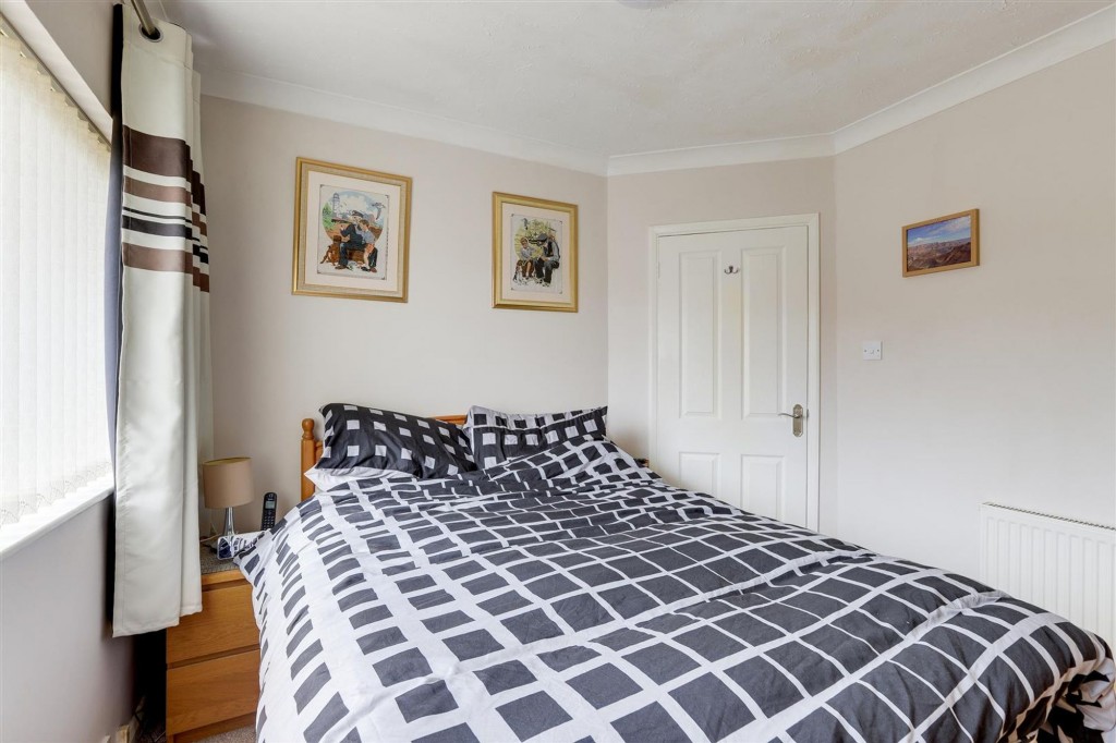 Colchester Road, Nottingham, NG8