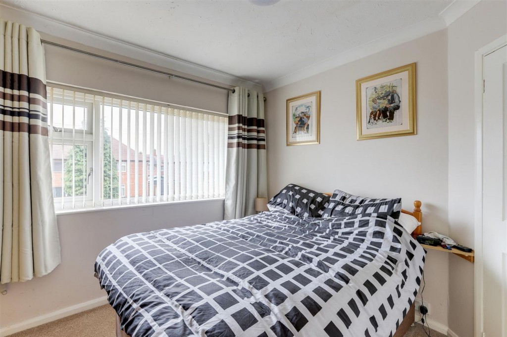 Colchester Road, Nottingham, NG8