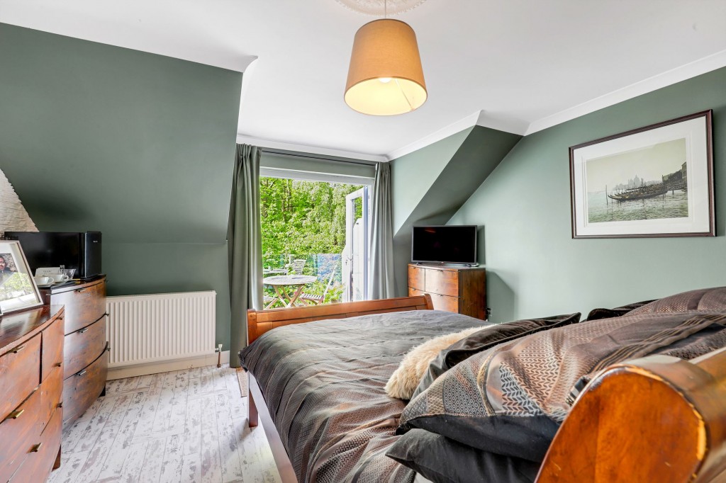 Clipstone Drive, Forest Town, NG19