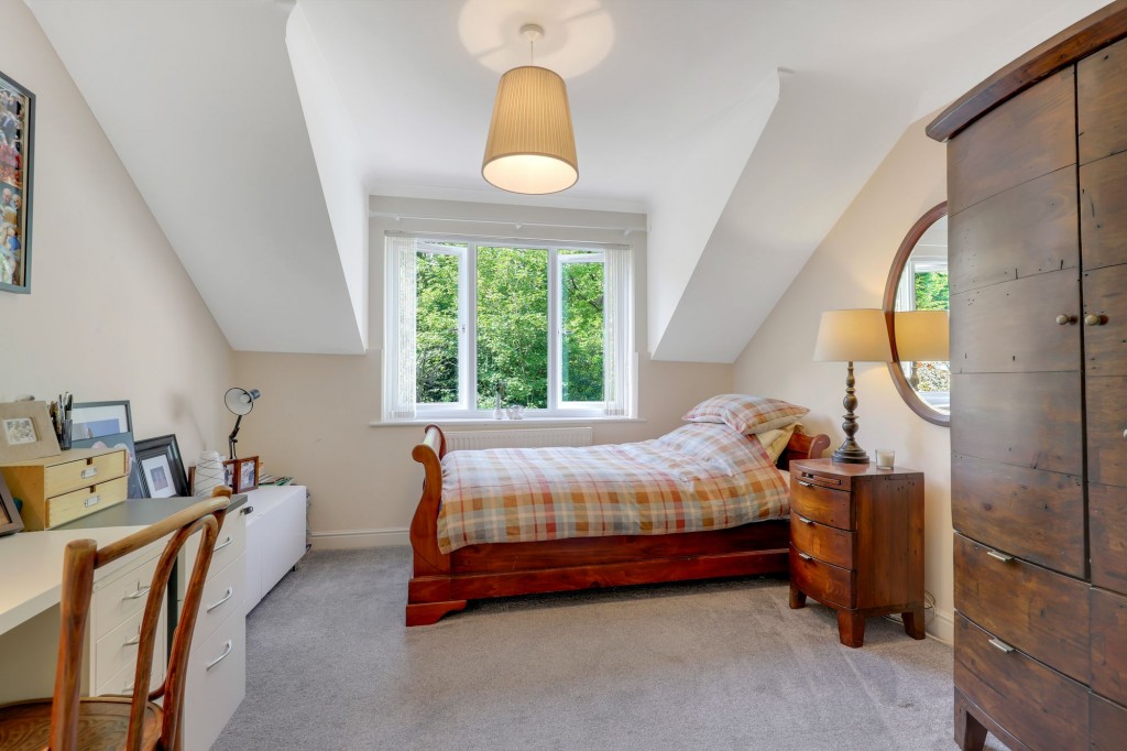 Clipstone Drive, Forest Town, NG19