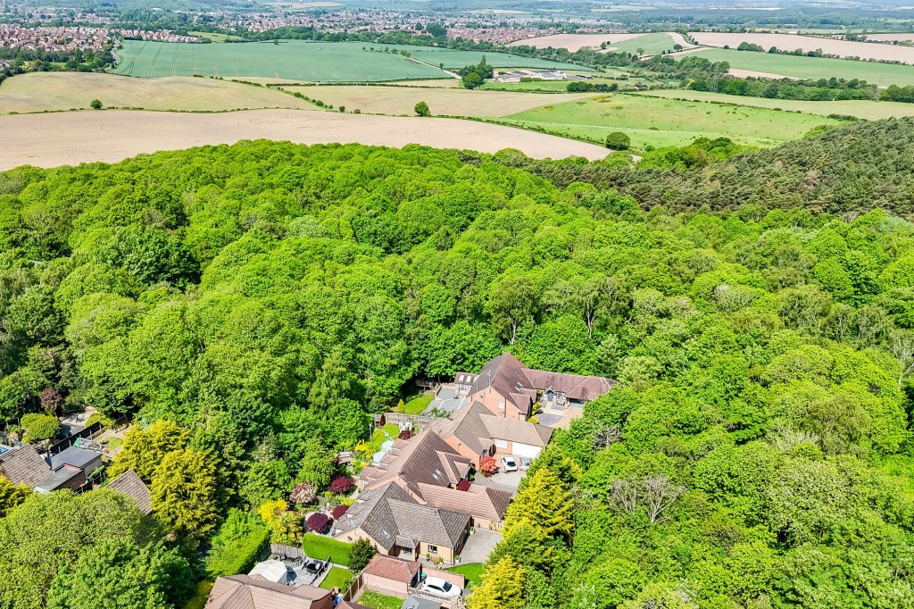 Clipstone Drive, Forest Town, NG19