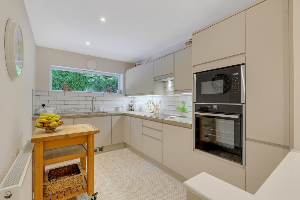 Clipstone Drive, Forest Town, NG19