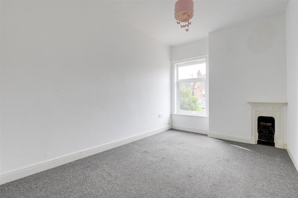 College Street, Long Eaton, NG10