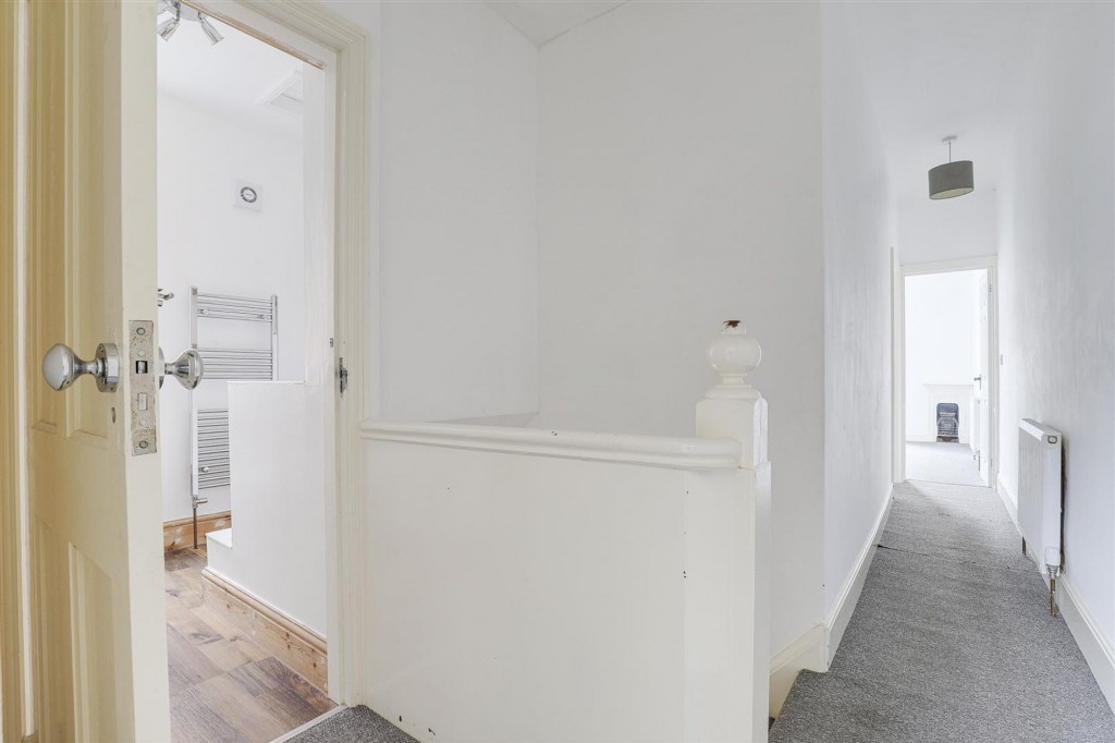 College Street, Long Eaton, NG10