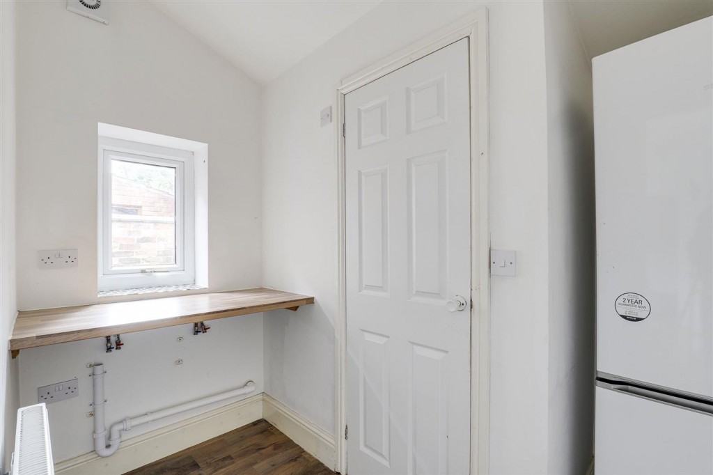 College Street, Long Eaton, NG10