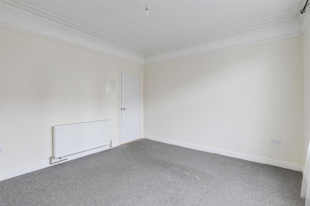 College Street, Long Eaton, NG10