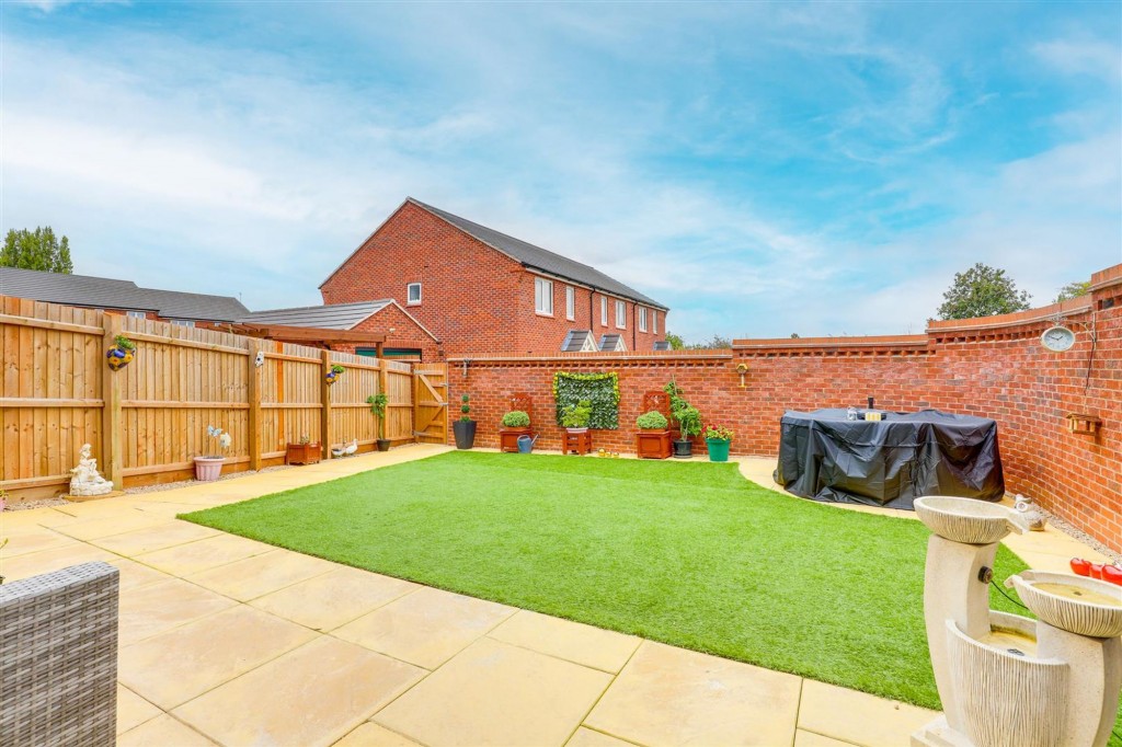 Cornflower Crescent, Ruddington, NG11