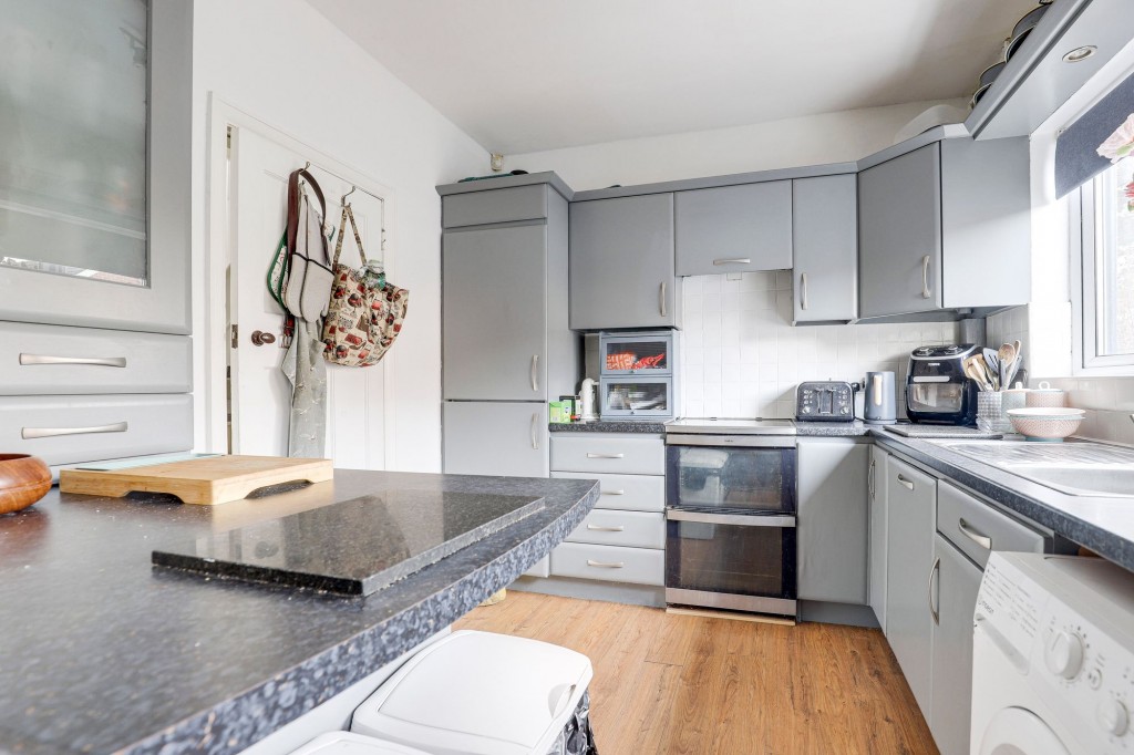 Chesterfield Drive, Burton Joyce, NG14