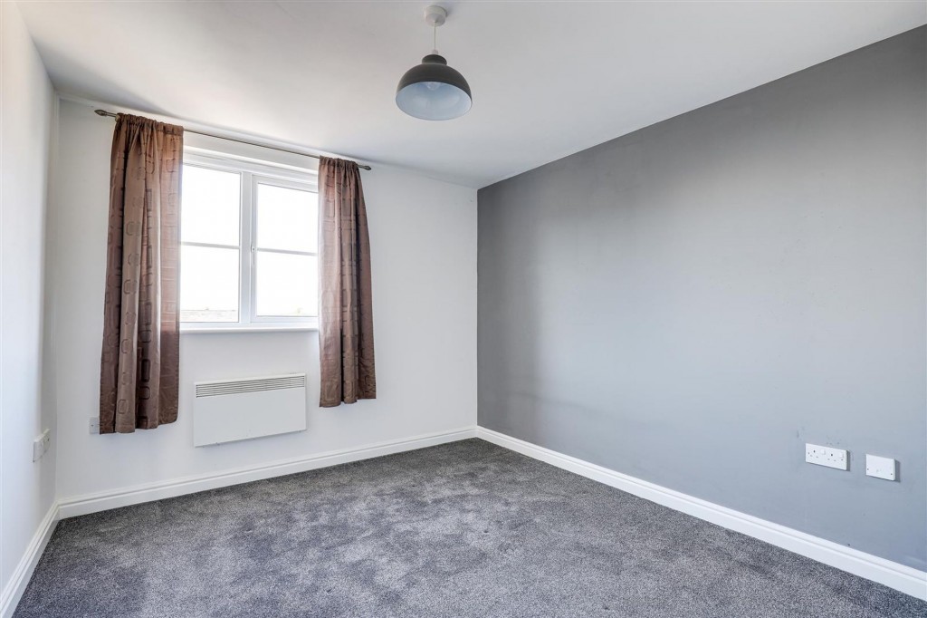 Edison Way, Arnold, NG5