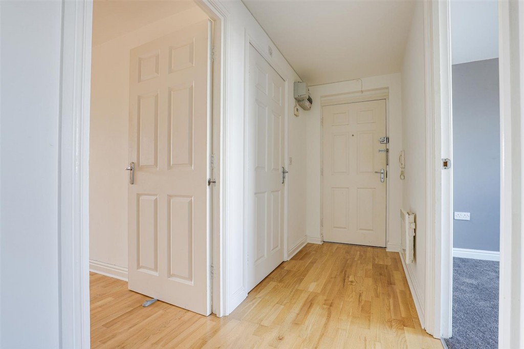 Edison Way, Arnold, NG5