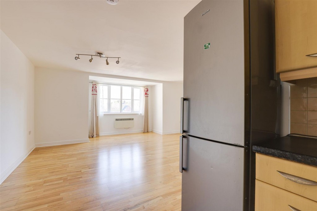 Edison Way, Arnold, NG5