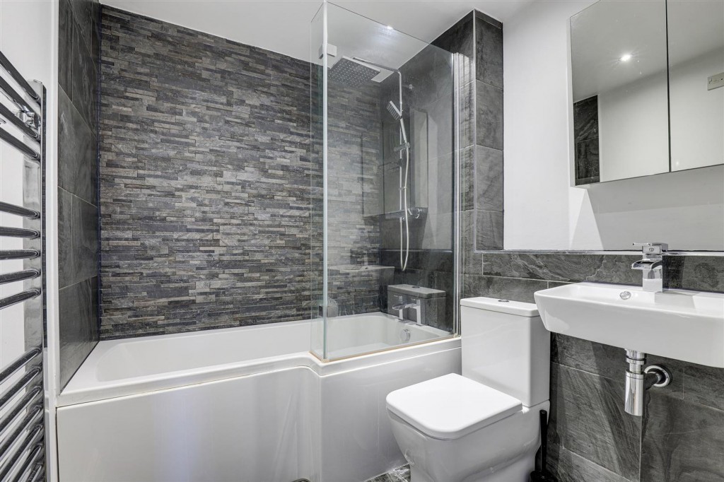 Edison Way, Arnold, NG5