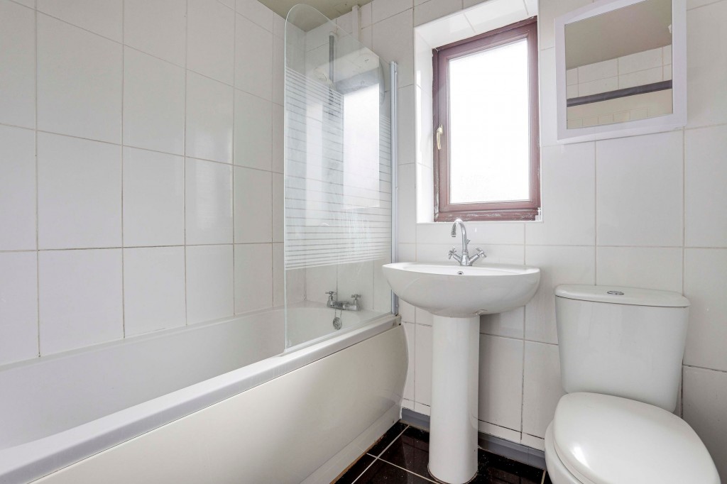 Lakeland Avenue, Hucknall, NG15