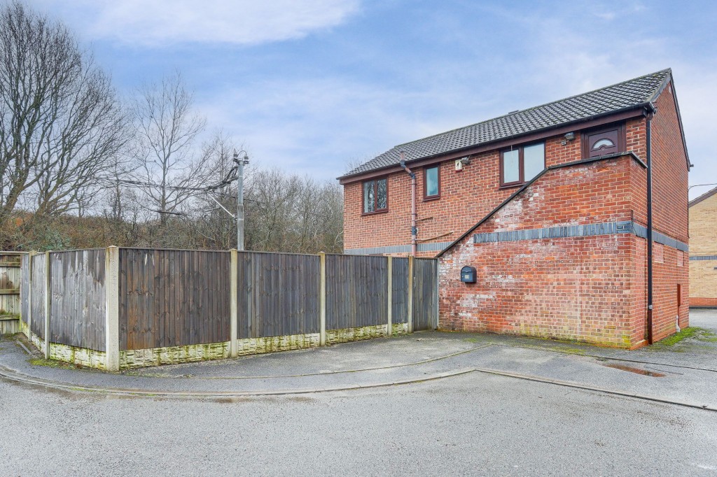 Lakeland Avenue, Hucknall, NG15