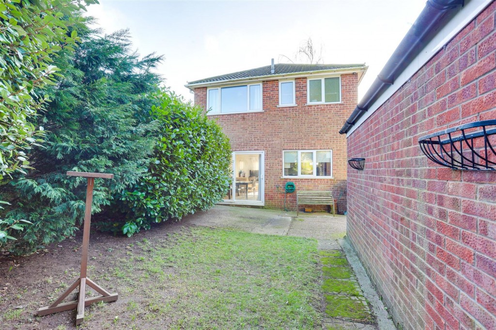 Shaldon Close, Nottingham, NG5