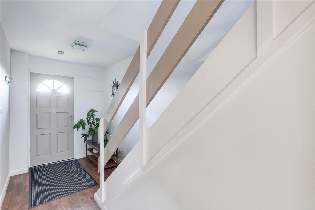 Shaldon Close, Nottingham, NG5