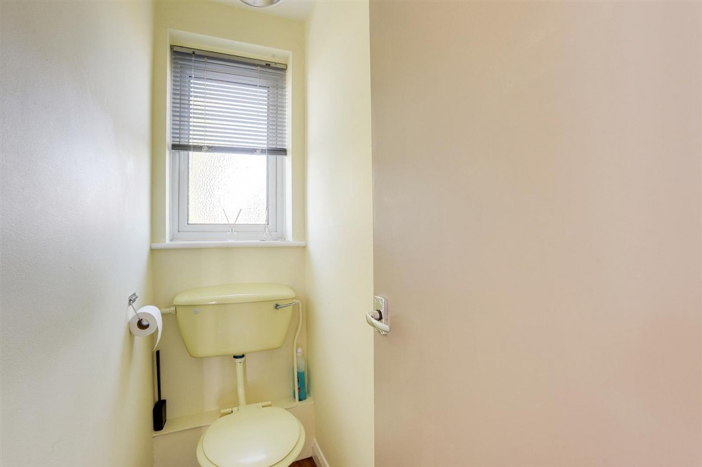 Shaldon Close, Nottingham, NG5