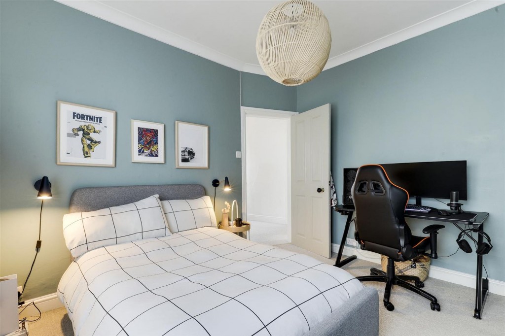 Gedling Road, Carlton, NG4