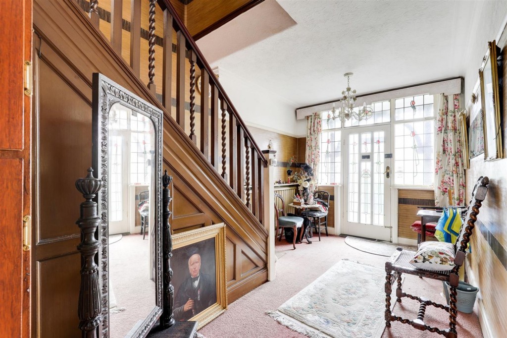 Adbolton Grove, West Bridgford, NG2