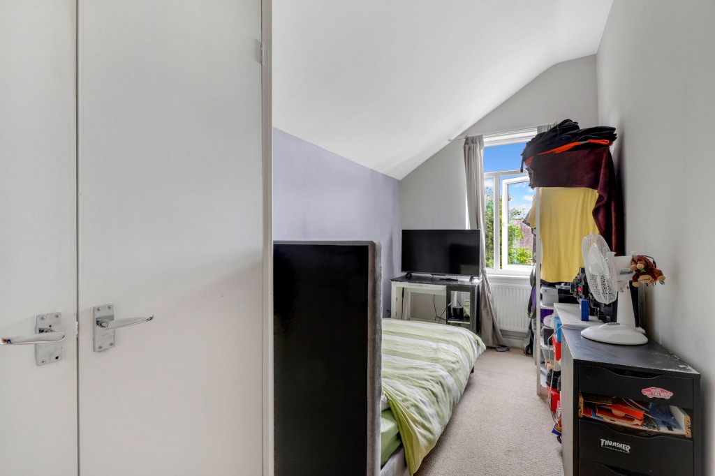Broomhill Road, Nottingham, NG6